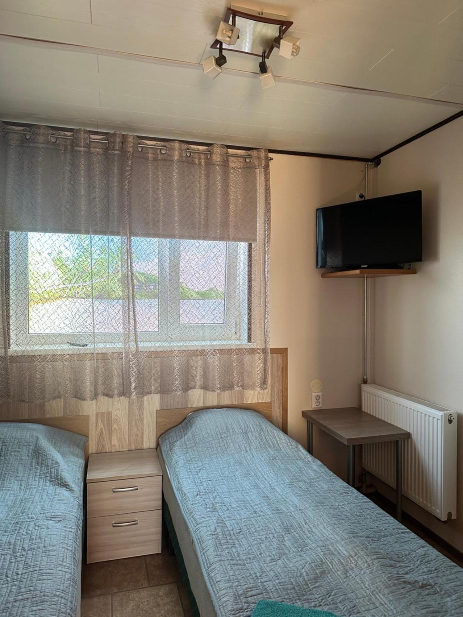 Guesthouse Maenniku بارنو المظهر الخارجي الصورة