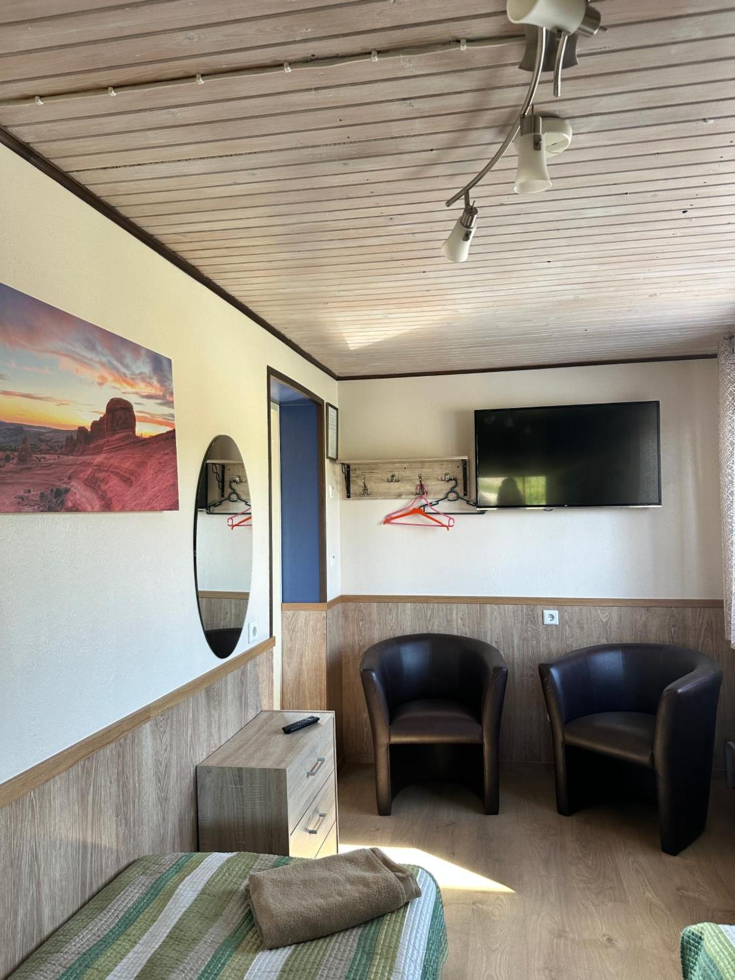Guesthouse Maenniku بارنو المظهر الخارجي الصورة